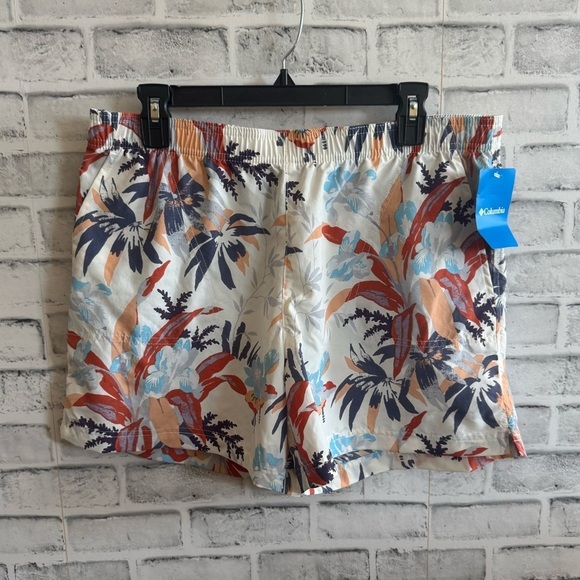 Columbia Pants - NWT! Women’s Columbia Sandy River II floral printed 5” shorts Large